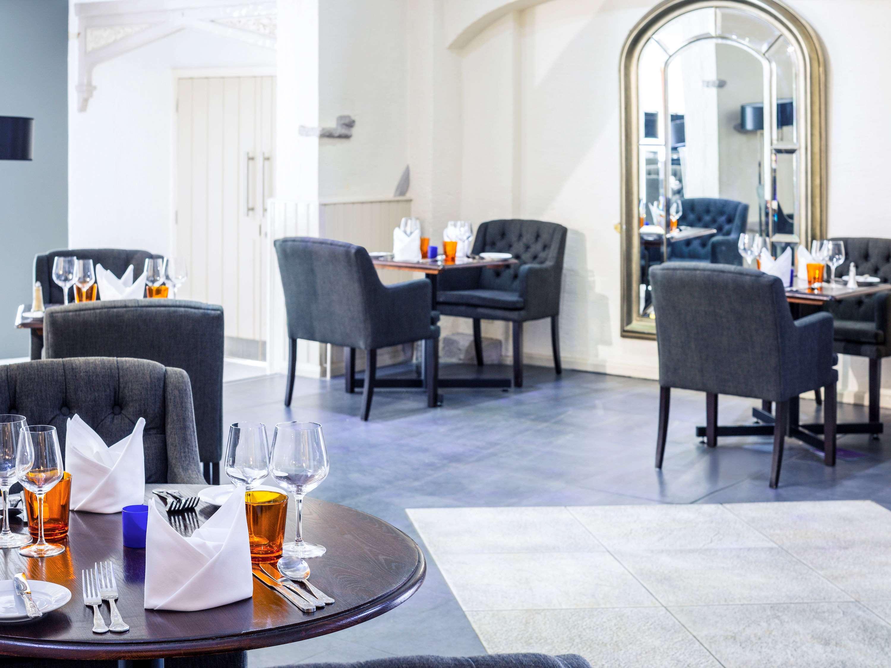 Barons Court Hotel Walsall Exteriör bild