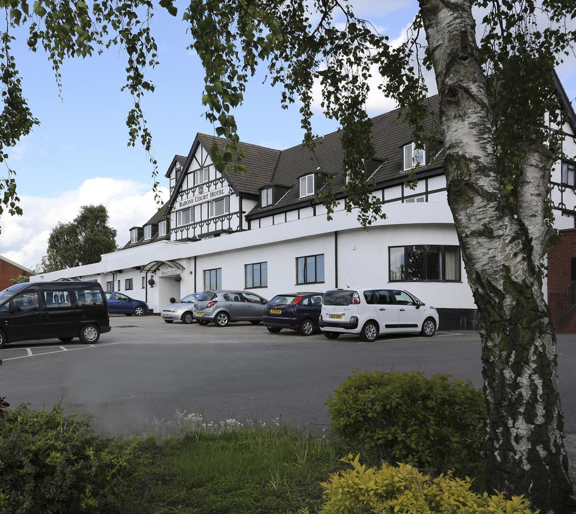 Barons Court Hotel Walsall Exteriör bild